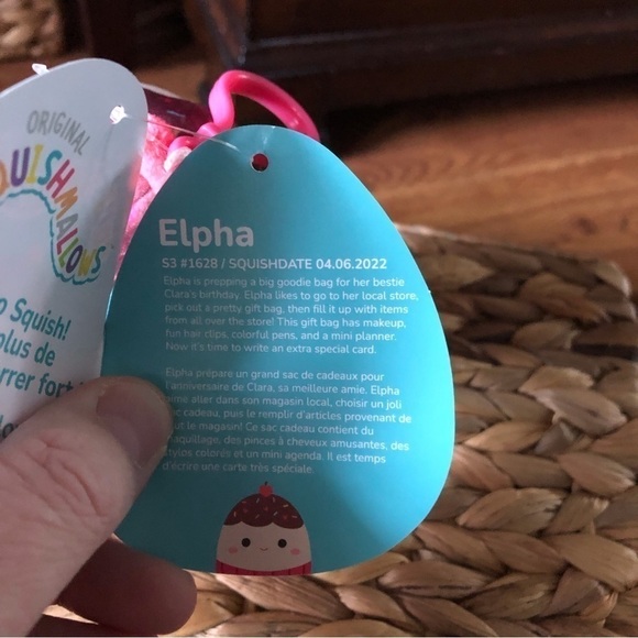 Squishmallow Elpha the Cupcake Clip, Valentine’s Day, First to print, 3.5” - Picture 2 of 4